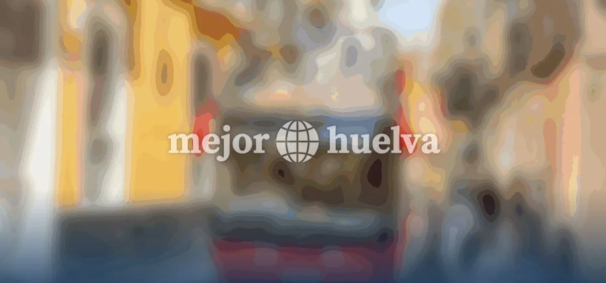 Aracena lleva su encanto a Sevilla con un autobús turístico interactivo