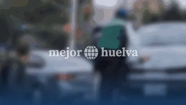 Conductor ebrio embiste a la Policía en Huelva durante una noche de celebración