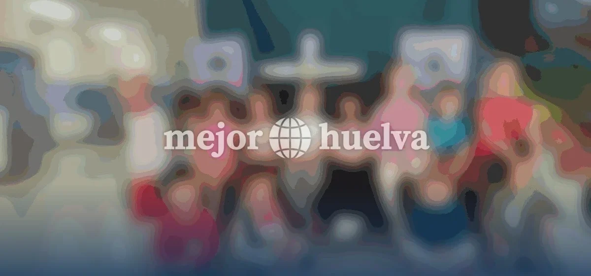 La magia de la Semana Santa llega a los pequeños del Juan Ramón Jiménez
