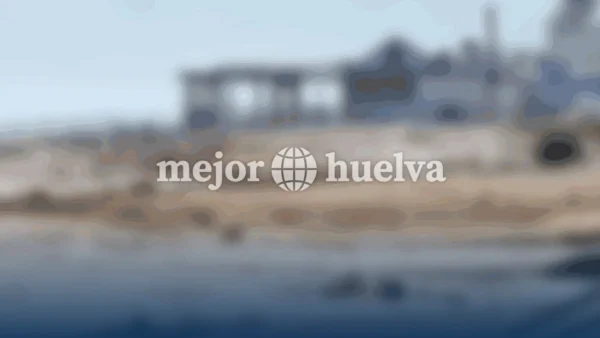 Matalascañas se prepara para Semana Santa entre la esperanza y la incertidumbre por la erosión costera