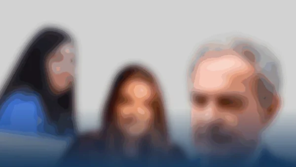 Las hijas de Zapatero bajo la lupa: citadas a declarar en el escándalo Plus Ultra