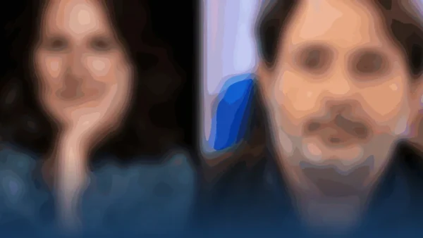 Emotivo homenaje a Óscar Toro y María Clauss: el legado de dos periodistas que marcaron la diferencia